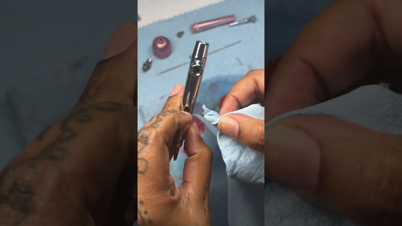 How to clean your nail airbrush 