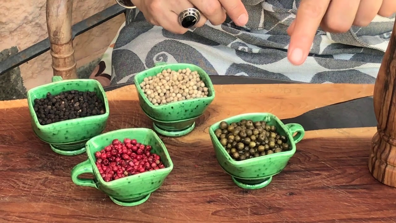 WITTE, ROZE, GROENE OF ZWARTE PEPER?