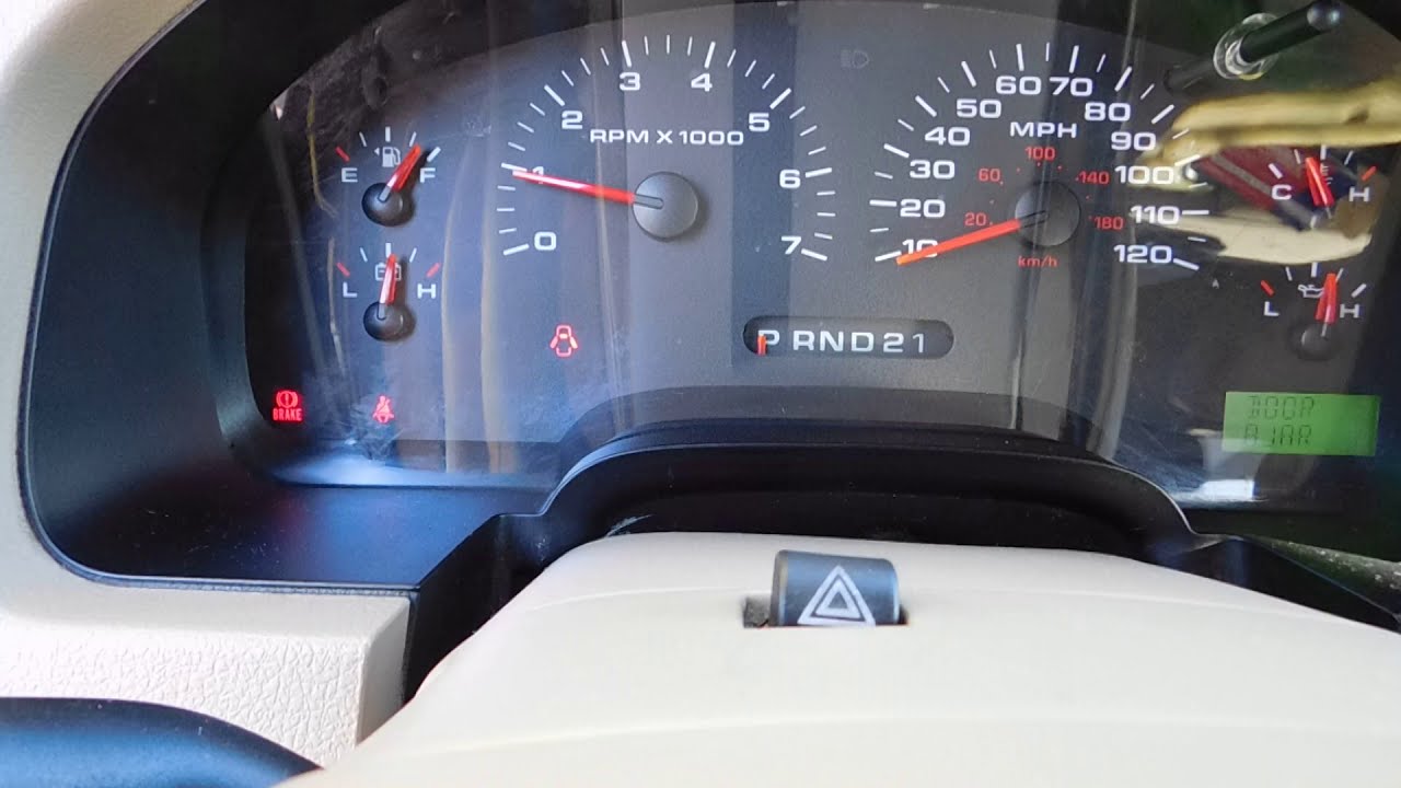 Ford F150 2004 года выпуска. Лампа стоп-сигнала не горит. Проверьте это в первую очередь. (ЛЕГКО)