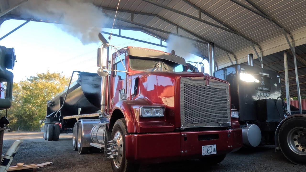 BEST sounding kenworth with a 12.7 Detroit, LOUD Straight pipes and jake brake