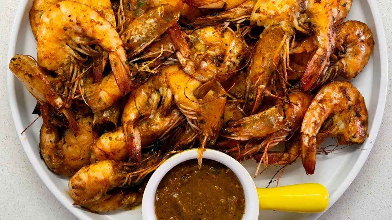 Mozambican PERI PERI PRAWNS: How To Cook Flame Grilled Mozambican Piri Piri Prawns