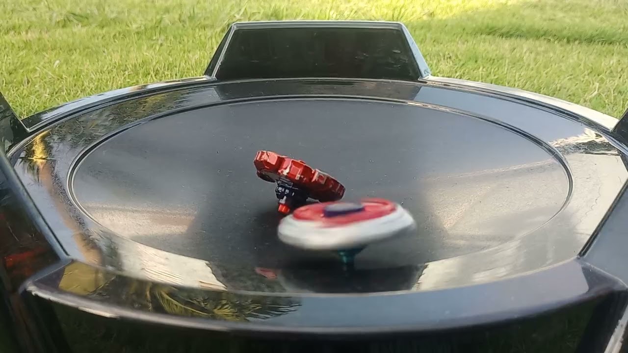 Beyblade Wing Pegasus 90WF vs Fang Leone W105R2F