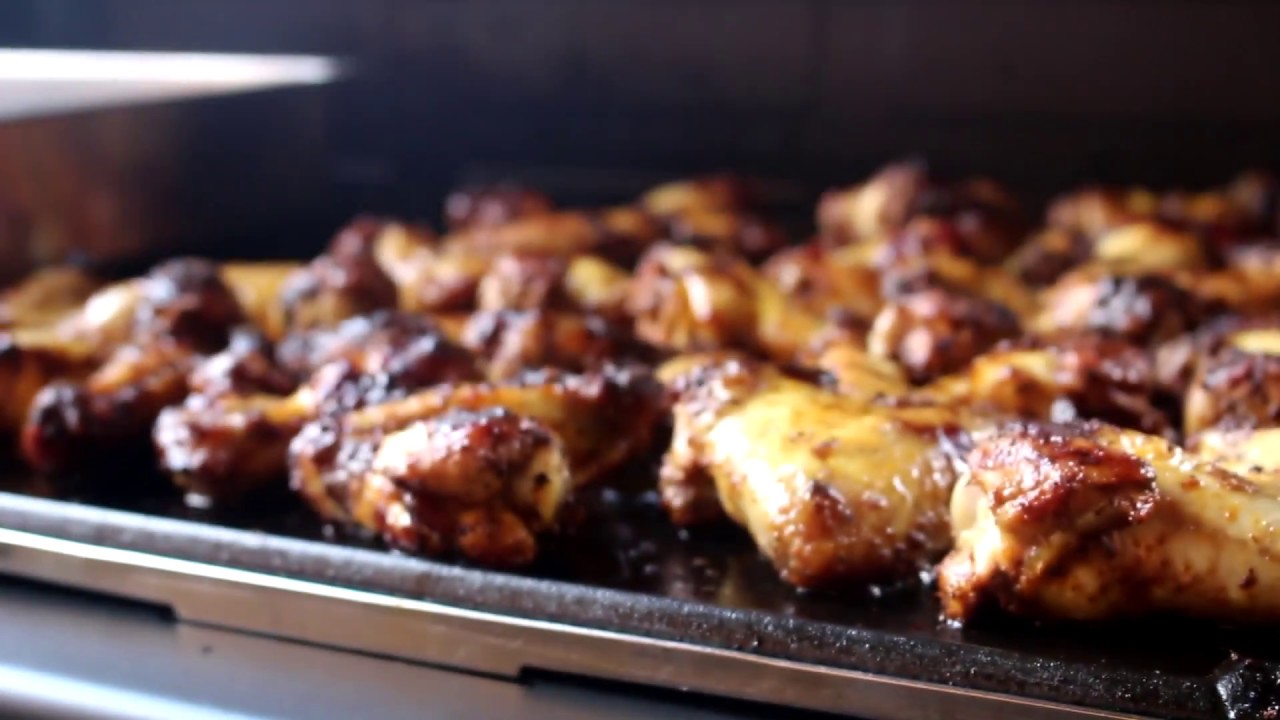 BBQ Chicken Wings vom Gasgrill