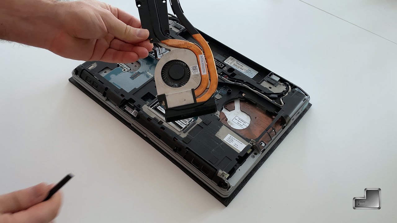 Dell Latitude E6530 Disassembly video 4K, RAM & SSD Upgrade