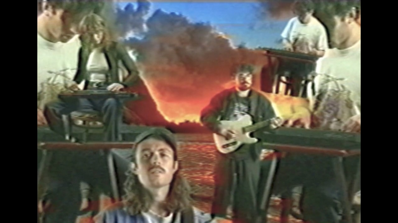 Brown Horse - Sorrow Reigns (Official Video)