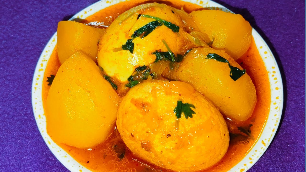 একদম ঘরোয়া মশলায় ডিম দিয়ে আলুর ঝোল | Dimer Jhol Recipe Bengali Style 