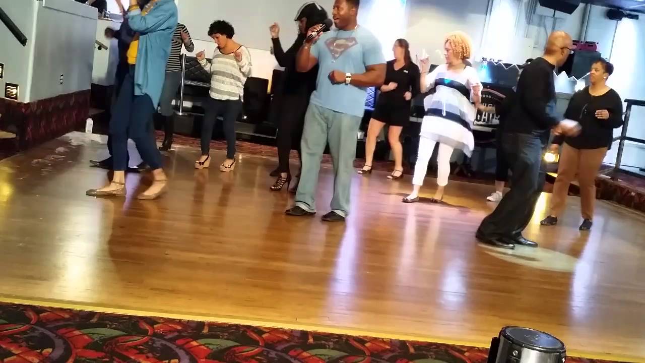 Straight Human linedance