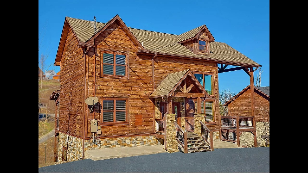 Smoky Vista Lodge - 3-Bedroom Cabin in Gatlinburg