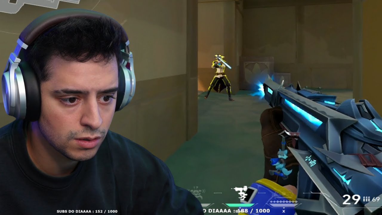 CORINGA JOGANDO VALORANT /192