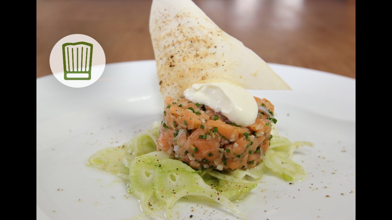 Lachs-Tatar auf Fenchel mit Wasabi und Knuspersegel #chefkoch