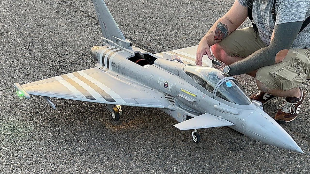 T-One model Eurofighter Typhoon Tomas V