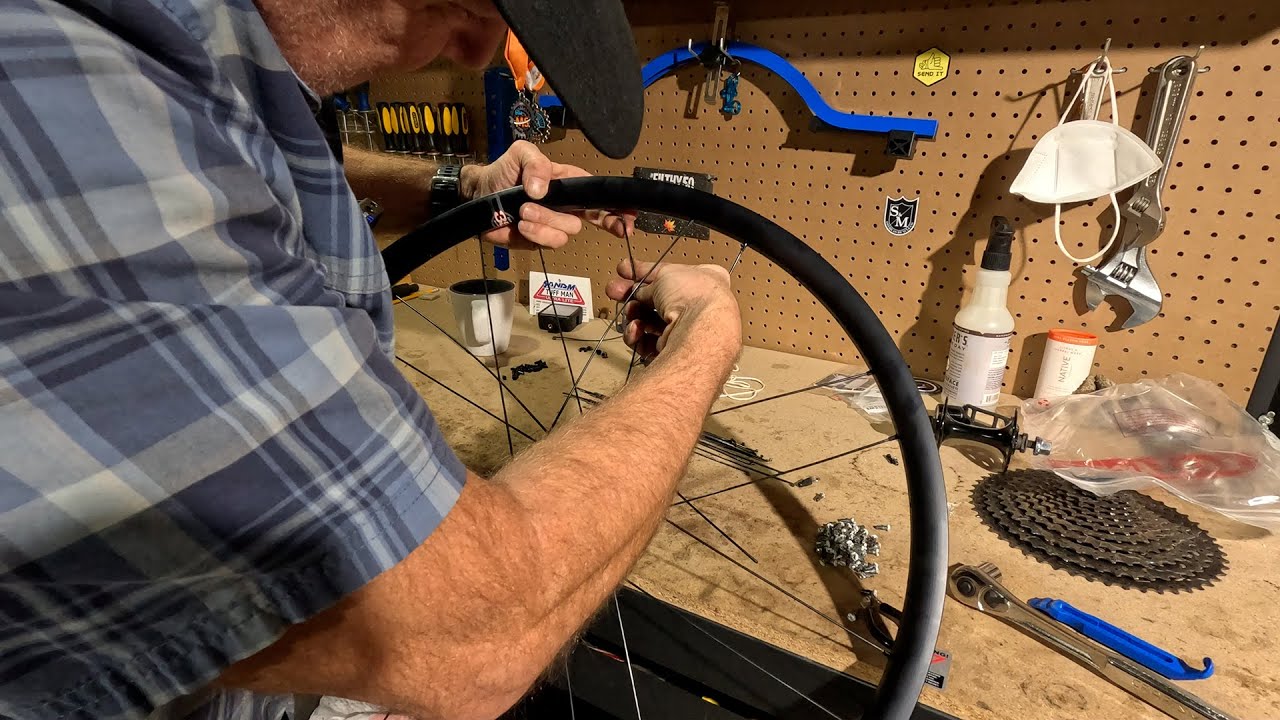 Wheel Building - How To Lace A Wheel