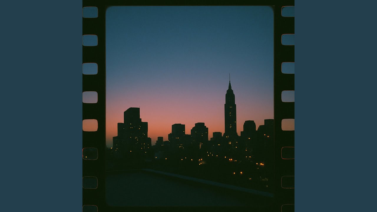 Horses in the stable (Slowed)