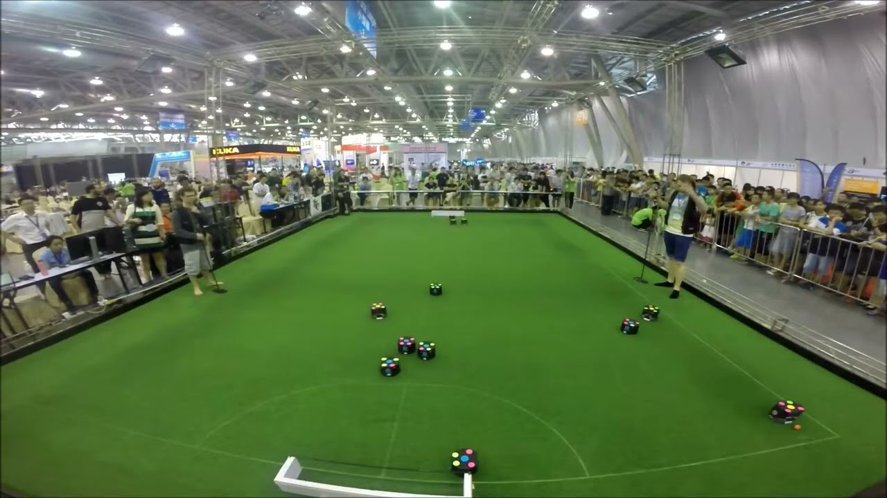 Goal STOx's vs RoboDragons quarterfinals (RoboCup 2013 - Small Size League)