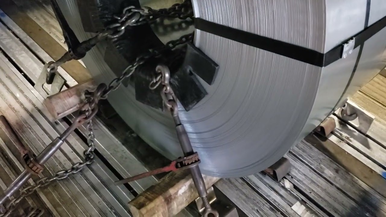 Securing different sized slitted coils