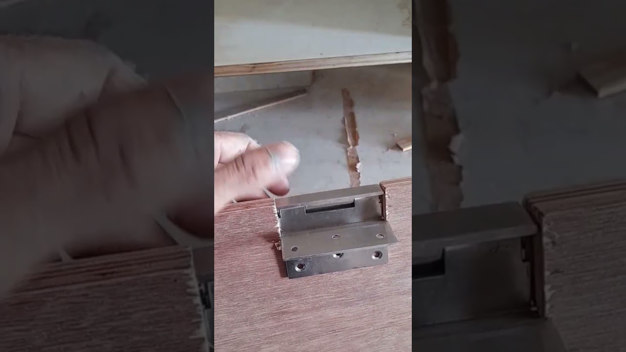 duck hinges installation