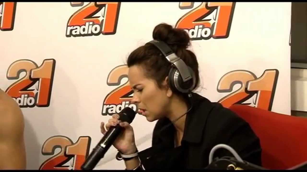 INNA - P.O.H.U.I. (LIVE @ REQUEST 629)