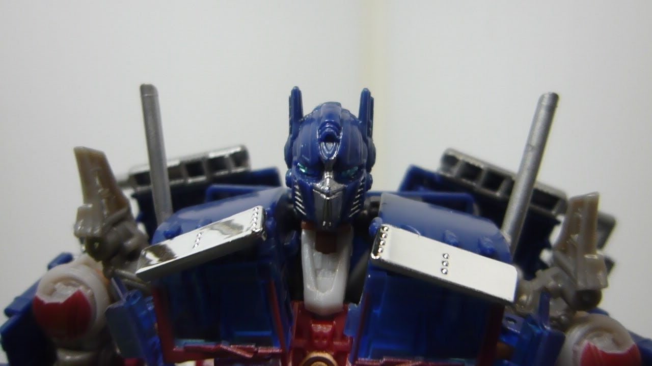 felzbug Reviews AD-12 Revenge Optimus Prime Takara