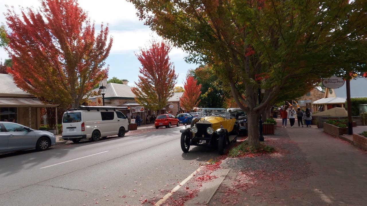 Walking Adelaide Hills - Hahndorf in Early Autumn