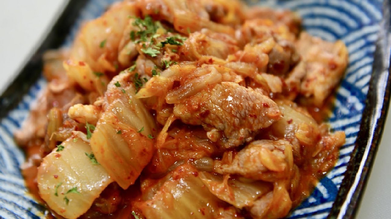 妈妈的过年菜、满满都是爱、白菜酿肉分享给大家、祝老铁们新年快乐！