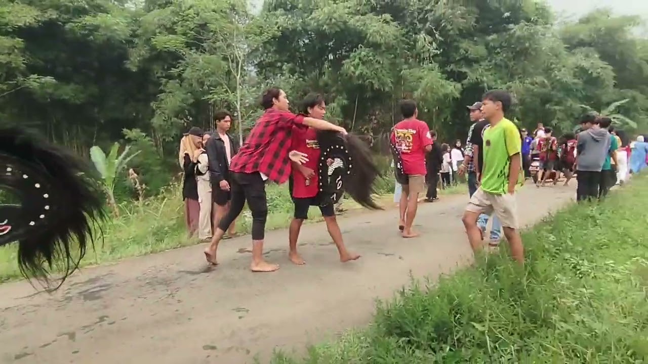 kudalumping/ebeg Sidamulya si paling ganas