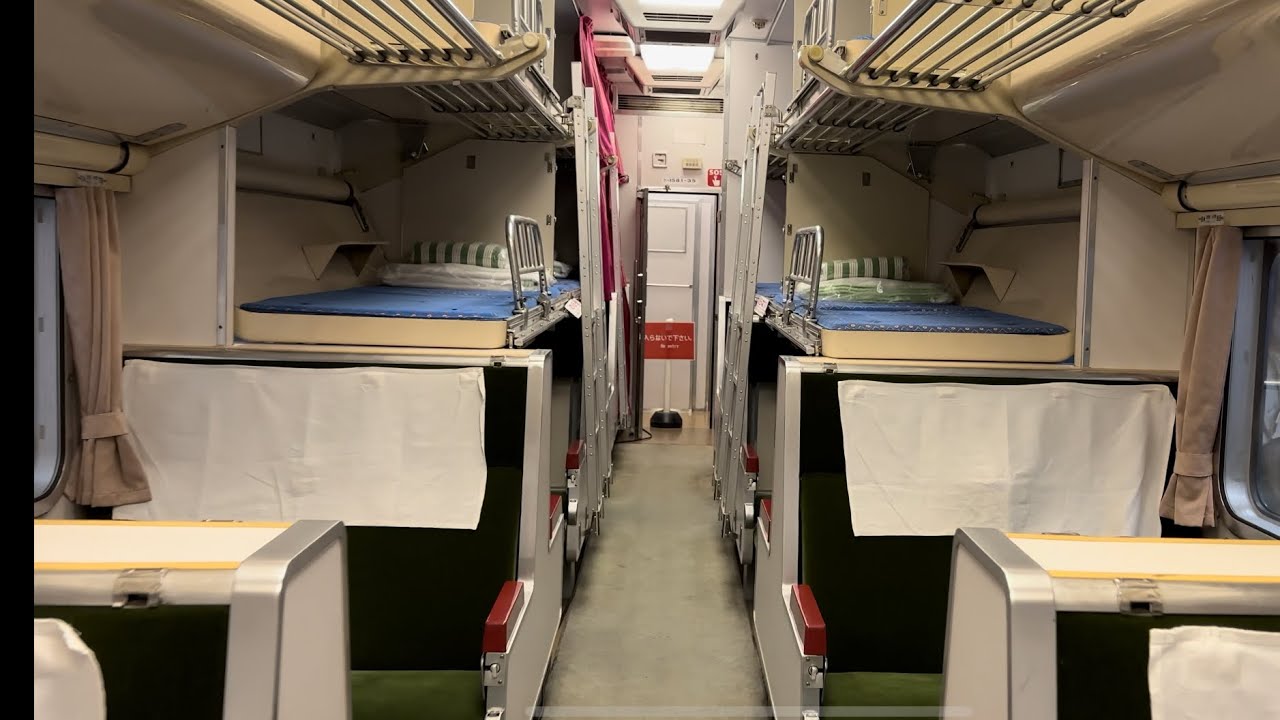 特別な車両公開「583 系電車クハネ 581 形 35 号車」
