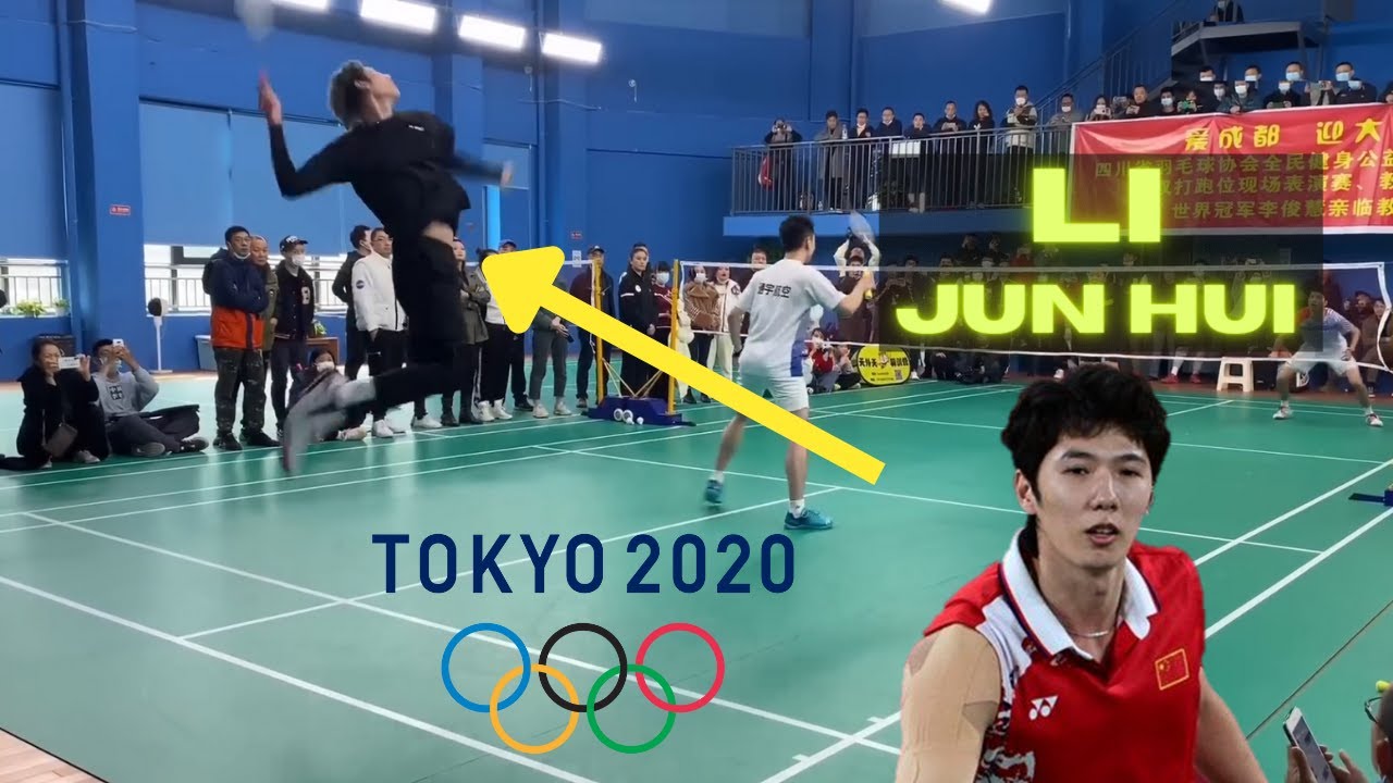 Olympic Badminton Finalist Li Jun Hui goes all out against amateurs
