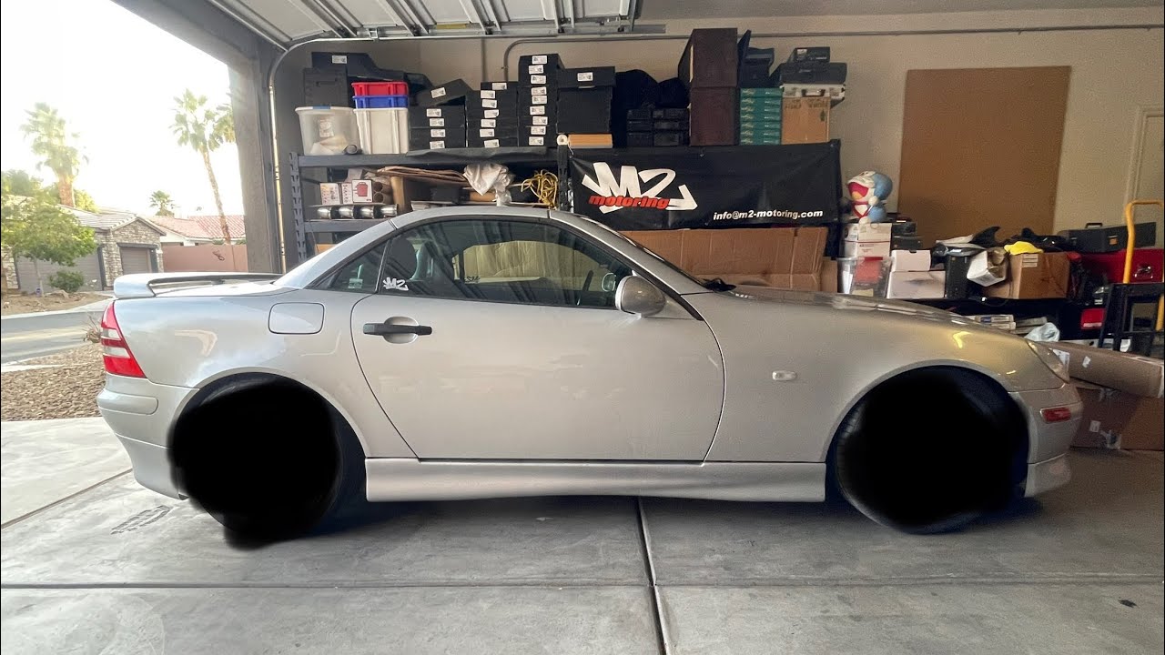 Time to change the wheels on my Mercedes Benz SLK. I'm not sure how I feel about the new wheels.
