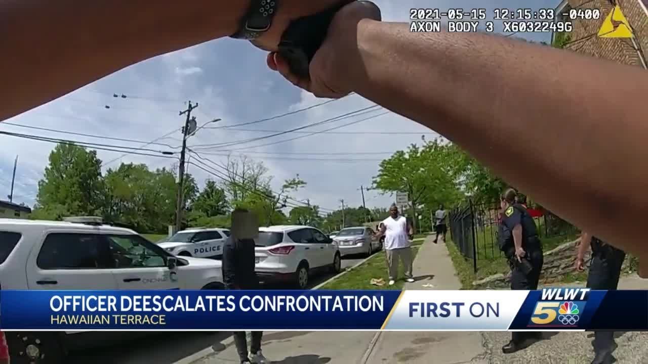 Officer honored for quick-thinking in deescalating situation involving gun
