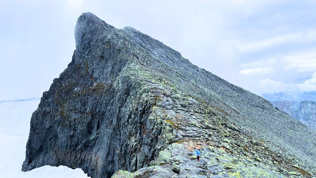 Hiking Jämtlandstriangeln in Sweden