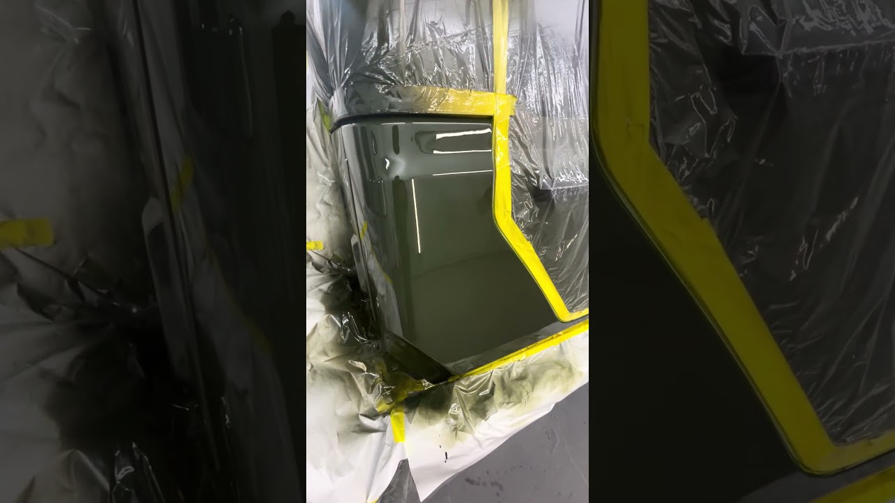 #painter #basecoat #clear #collision #car #shorts