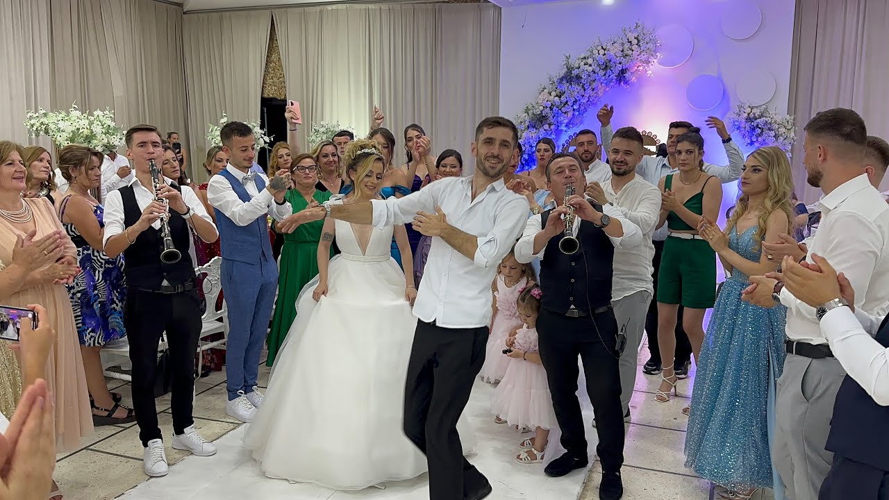 DASMA ME E BUKUR SHQIPTARE “STAVRO & FRANCESKA” ATMOSFERA E ZJARRTE🔥 - FERDI & ALEKSANDER MJESHTRI