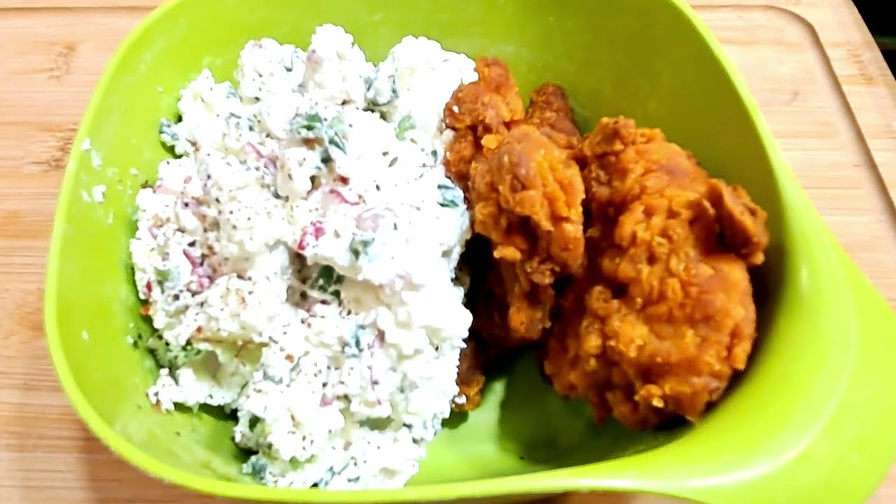 Na kolację Becia serwuje pyszny ser z rzodkiewką 🐓🌶🧂🍽.