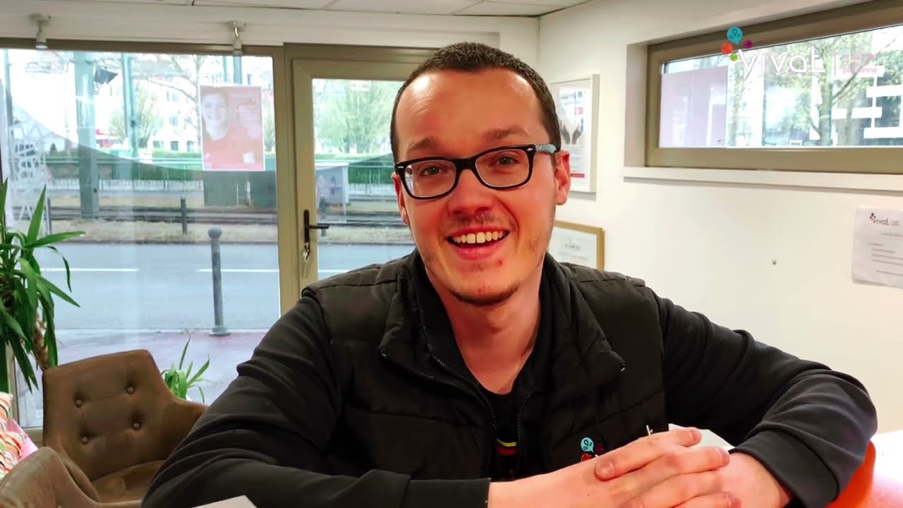 VIVAT : Homme et auxiliaire de vie ?