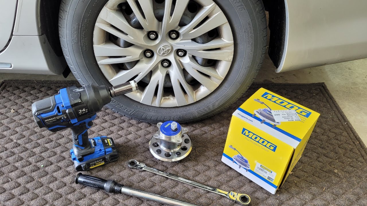 🔧🔧🔧 How to Change Toyota Camry Rear Wheel Bearing! (2012 - 2015)