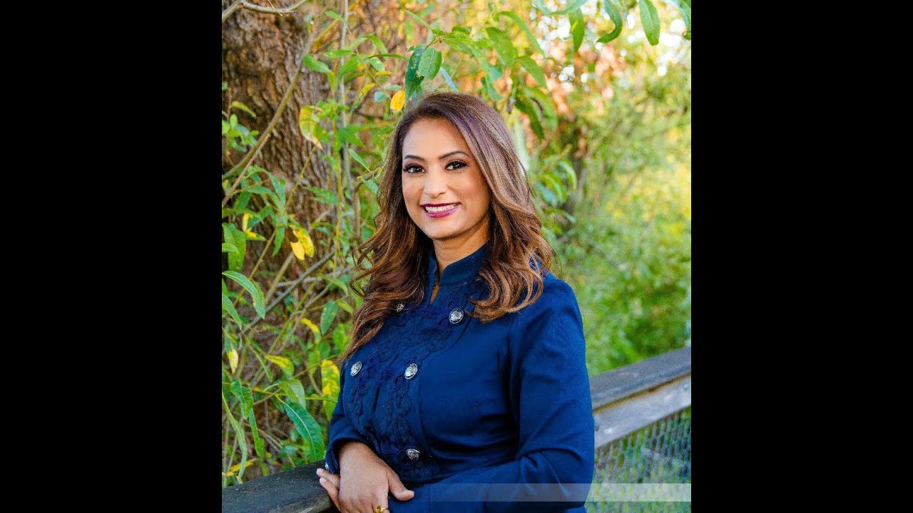 Dr. Vasudha Sharma Live Chat |  Author : Why She Must Lead | Full Instagram Video Interview