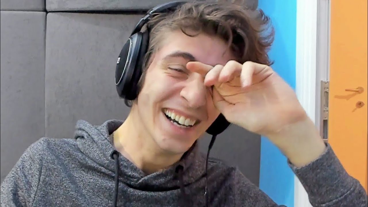 POTRESTE SERIAMENTE MORIRE DAL RIDERE.