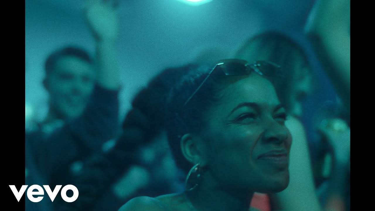 Chase & Status, Clementine Douglas - Mixed Emotions (Official Music Video)