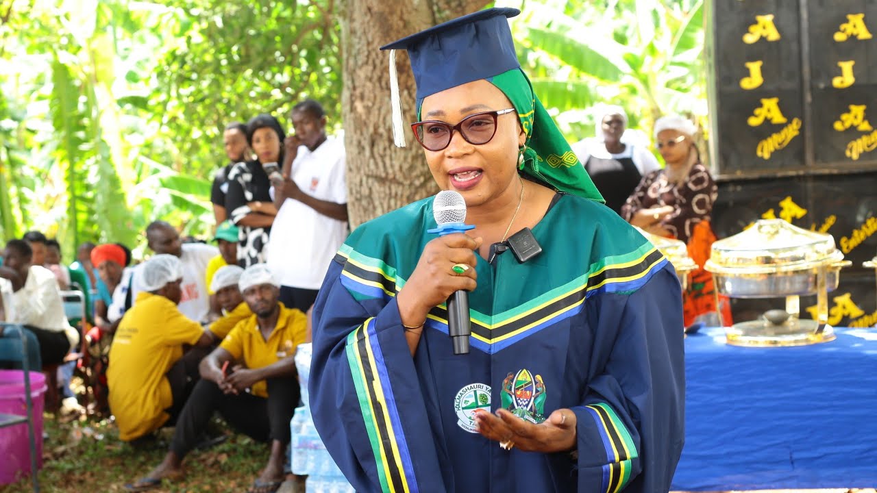 MBUNGE ESTHER MATIKO ASHIRIKI MAZISHI YA PHILIPO GIKARO DIWANI WA KETARE ALIYEFARIKI KWA AJALI