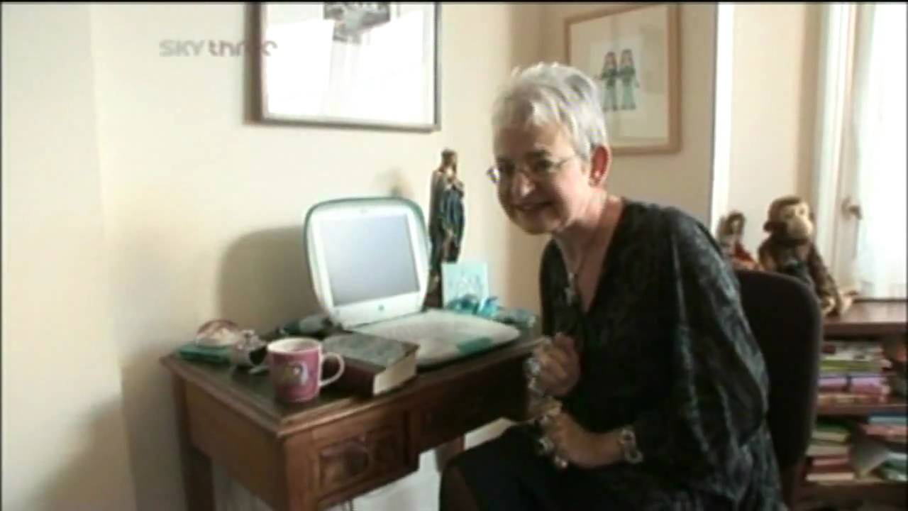 Dame Jacqueline Wilson.mpg