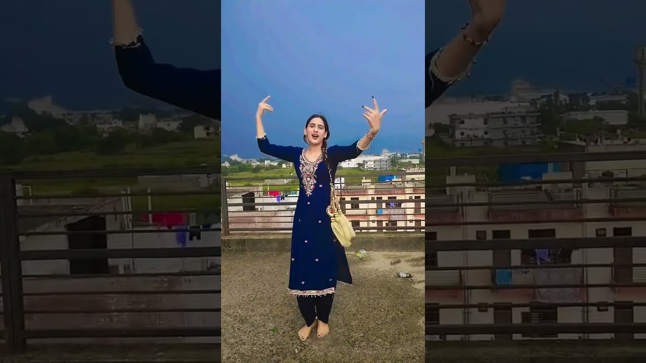 #dogrifolksong #dogrimusic #dogrivideo #aajkanarisabperbharihilldoda #dogrisong