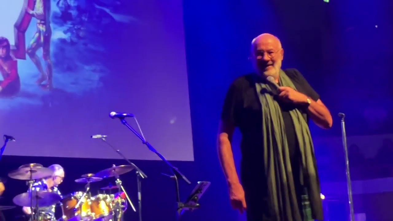 Long cold day - farewell tour- personal intro from Derek William Dick- live in Utrecht