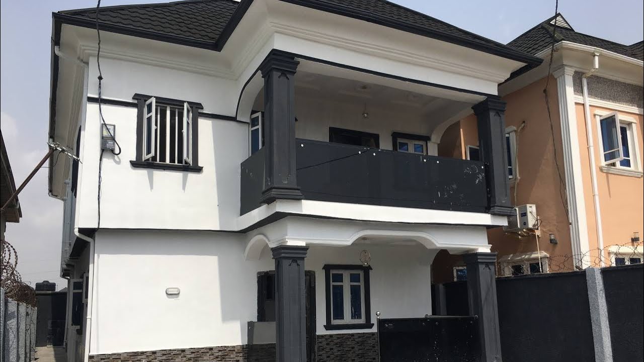 Покраска всего этого здания в штате Лагос, Нигерия, обошлась всего в эту сумму.