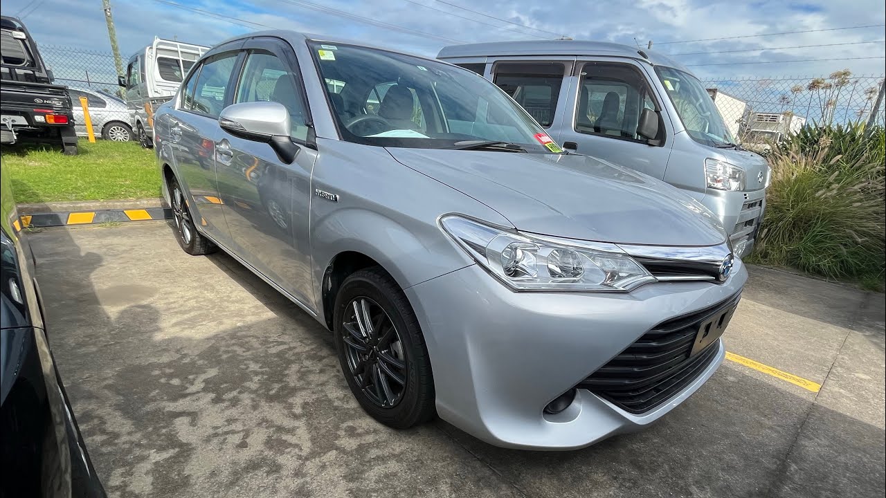 2015 Toyota Corolla Axio Hybrid Walk Around