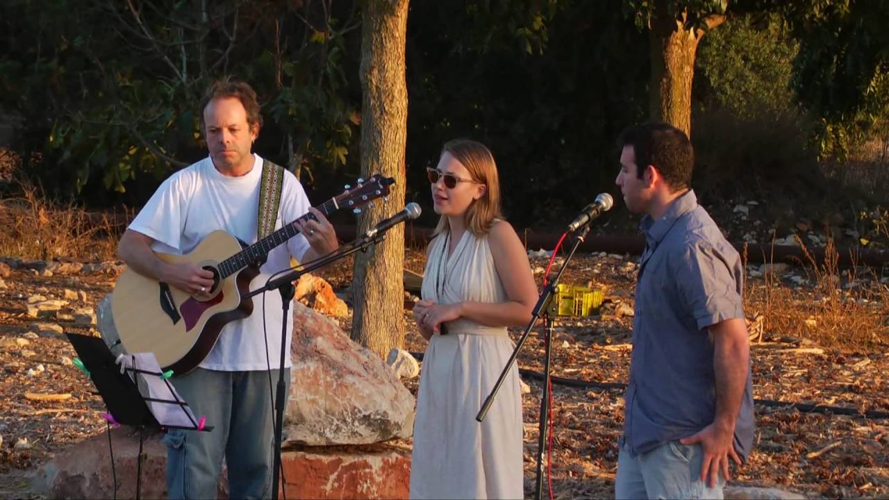 הימים שעוד נכונו לנו - צליל ואלון