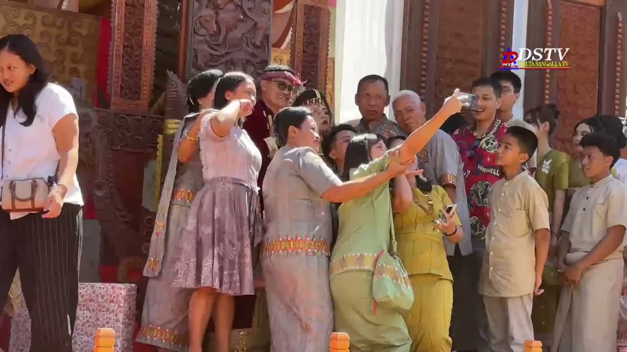 Pernikahan Devi dan Ayub di Tongkonan Ampan, Lampio Sangalla' Utara