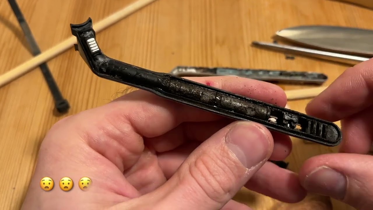 Gillette: What is inside the 20-year-old razor?