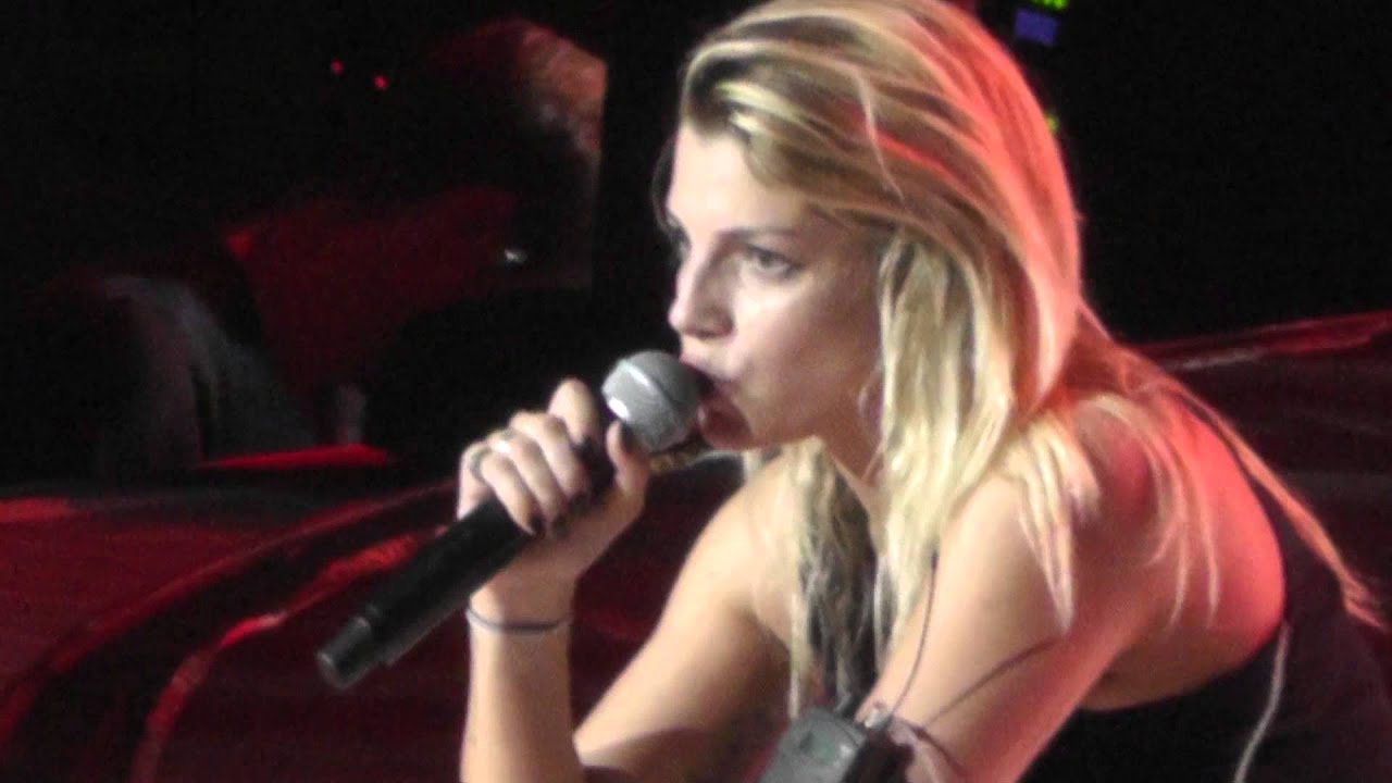 Emma Marrone@Emma3.0_Palalottomatica_La mia città