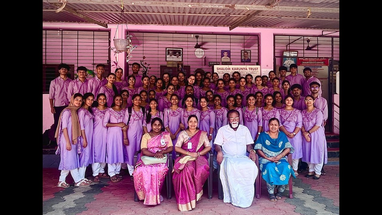 പരുമല നഴ്സിംഗ് കോളേജിലെ  വിദ്യാർത്ഥികളും അവരുടെ അധ്യാപകരും ശാലോം കാരുണ്യാ ഭവൻ സന്ദർശിച്ചപ്പോൾ
