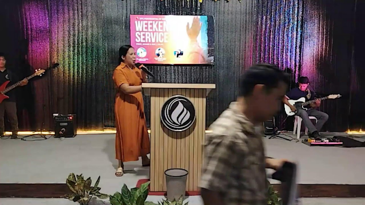 UPC-PENTECOSTAL OF MORONG (FRIDAY WORSHIP SERVICE)